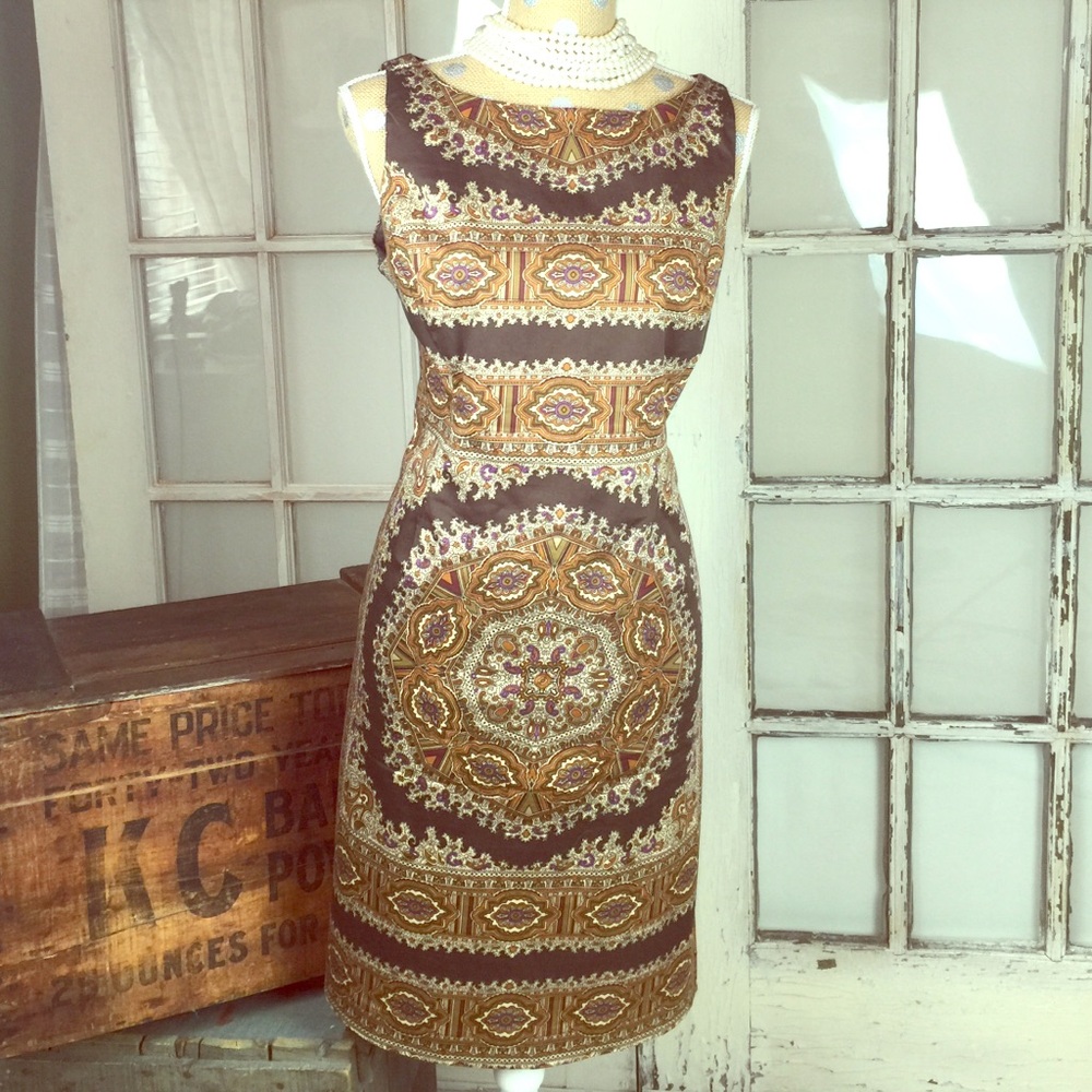 Jones New York Brown and Gold Patterned Dress